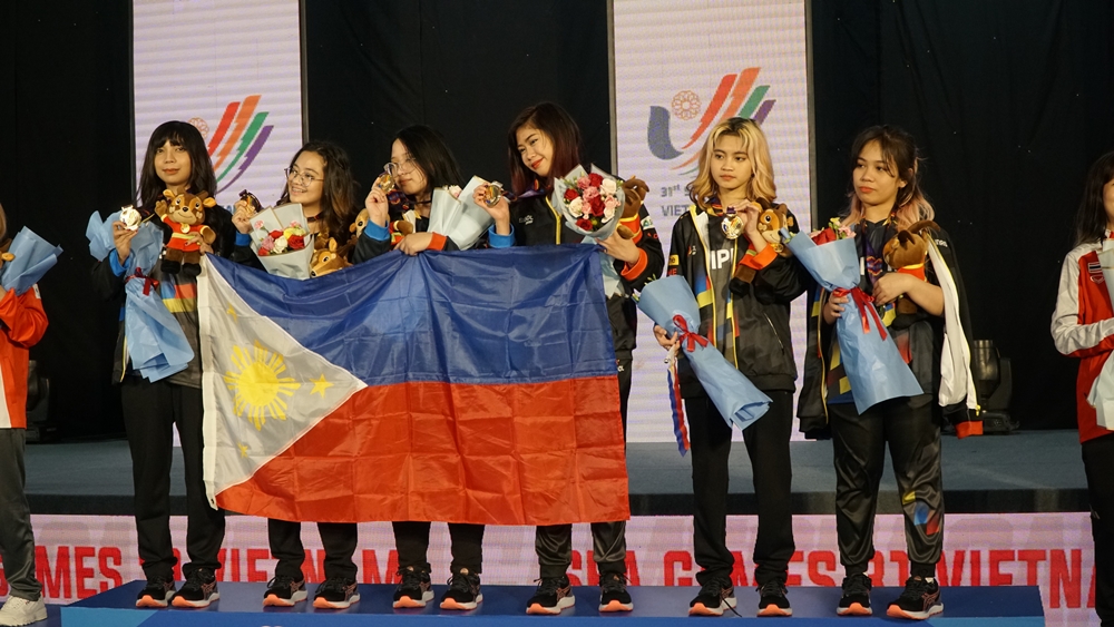The gold medal of the Philippine Women: 'We sing and dance everywhere' - Photo 2