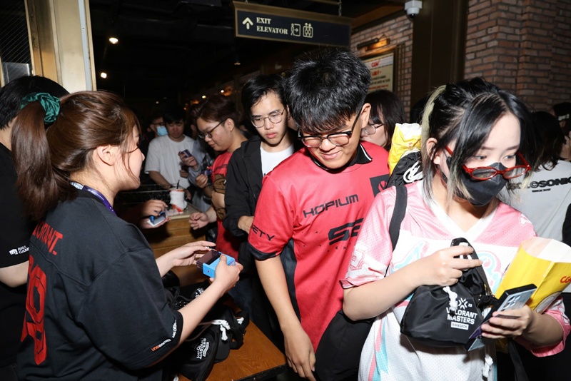 Gamers Valorant nationwide burn hard with Viewing Party Masters Bangkok - Photo 4