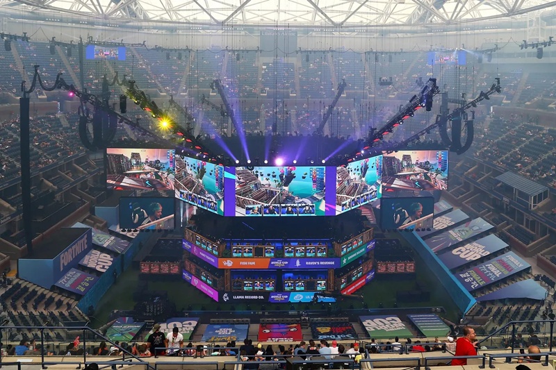 How does eSports bonus change over the years? - Photo 2
