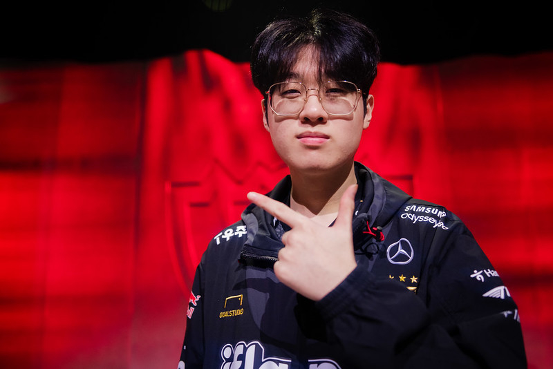Zeus's Agency spoke about rumors with T1 - Photo 2