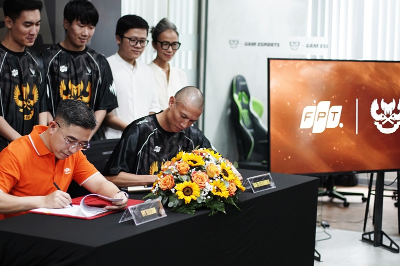 'FPT technology giant' plays big ', invests heavily in the eSports gram - Photo 3