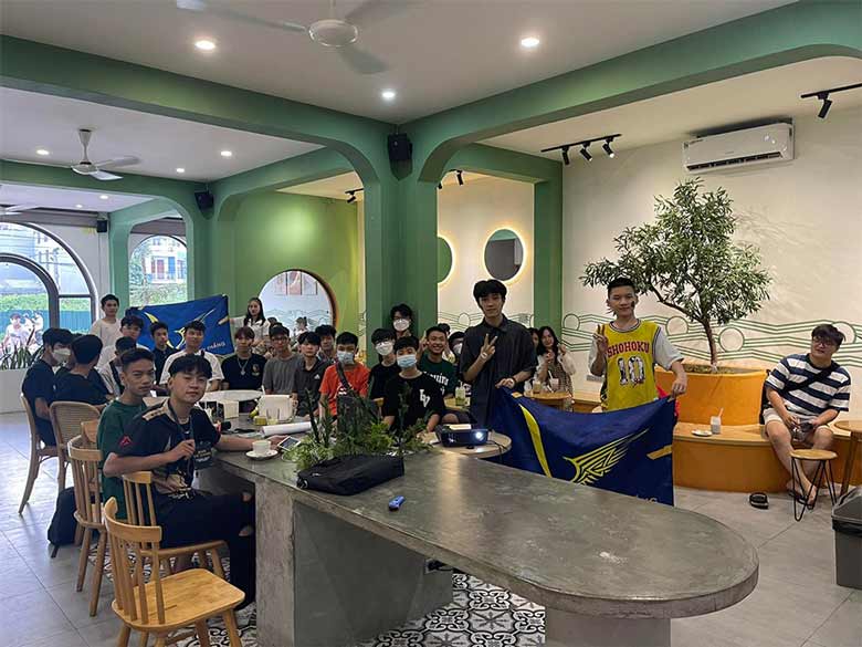 Impressive to the throne, the audience simultaneously celebrated the AIC Championship 2022 of V Gaming - Photo 7
