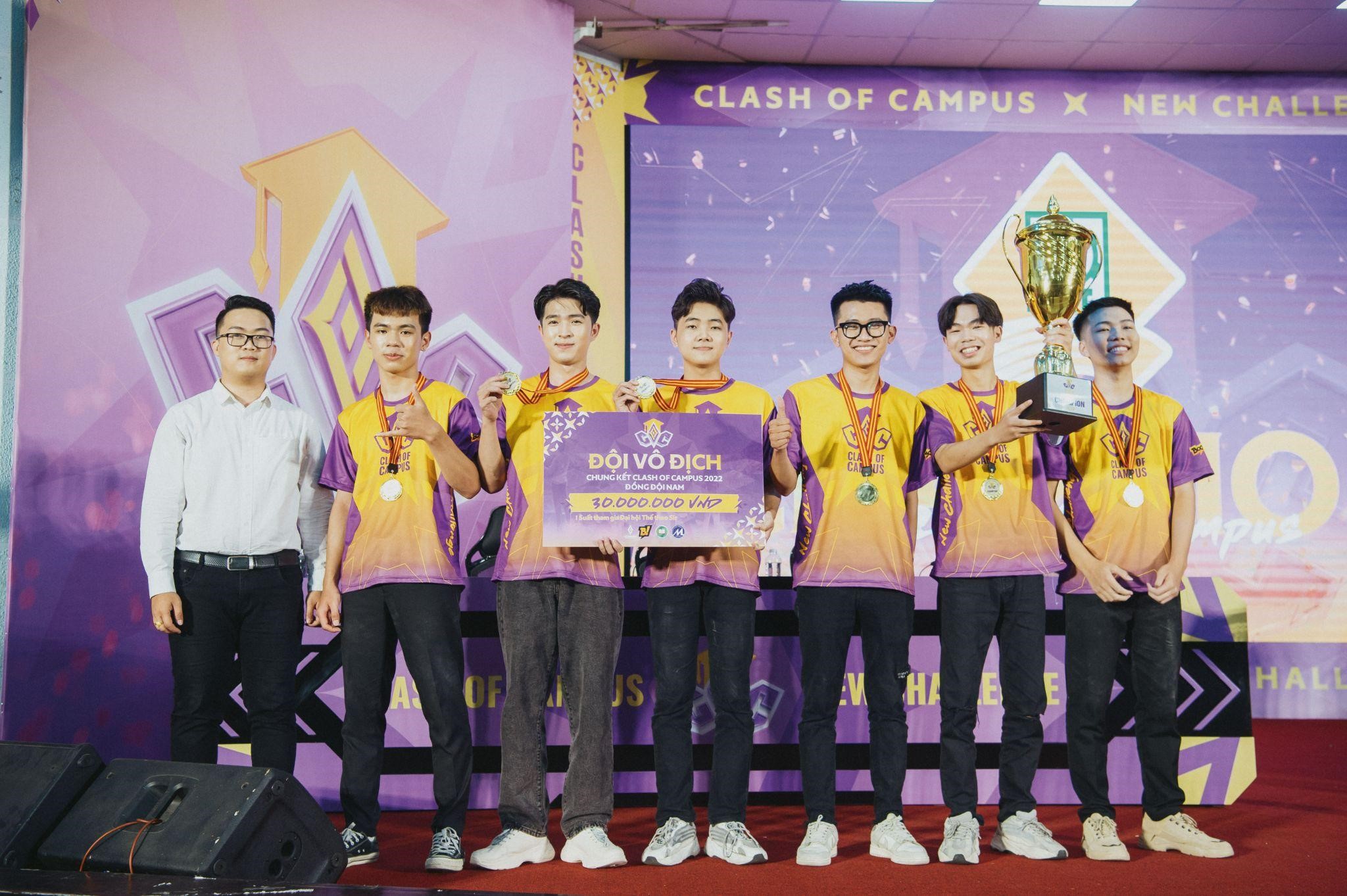 Clash of Campus 2022: Thang Long University and Hung Yen University of Technical Education won tickets to the Southeast Asian Electronic Games - Photo 5