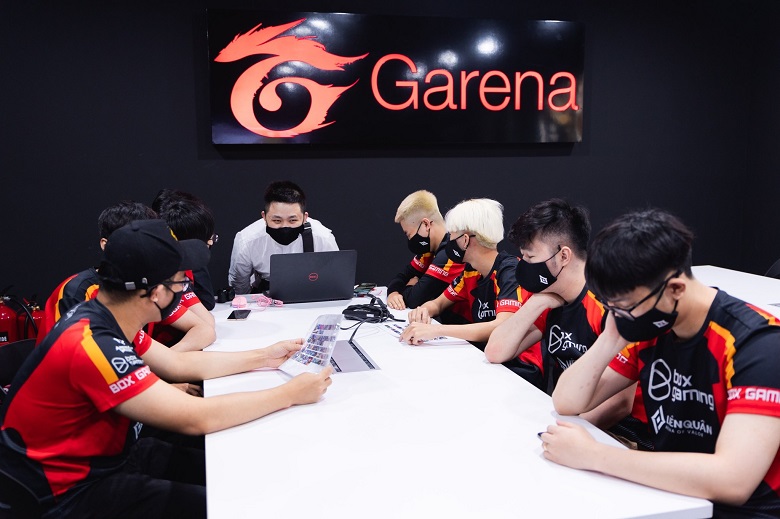Summary of the Spring Television Path 2022: Saigon Phantom dominated, Team Flash hopes - Photo 2