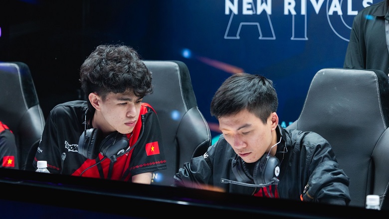 AIC 2022: Team Flash stops at the top 8, Vietnam is only v gaming - Photo 1