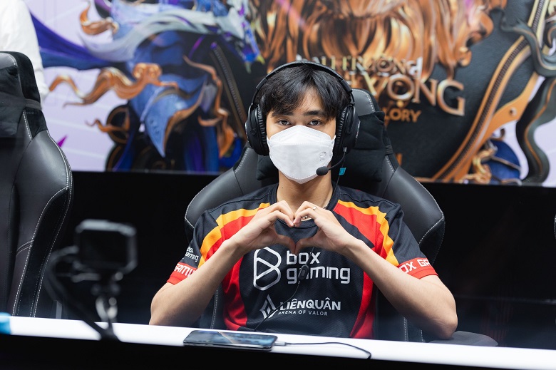 Akashi: 'It is a balance for box gaming and team flash!' - Photo 3