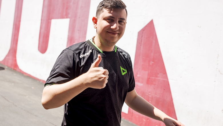 Captain Saadhak extended the contract for another 2 years with Loud - Photo 1