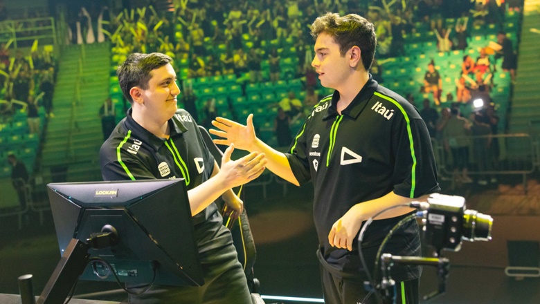 Loud superstar duo is about to find a new stop - Photo 1