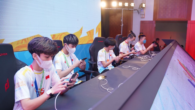 SEA GAMES 31: Shy shines, Vietnam destroyed Myanmar in the opening match - Photo 1