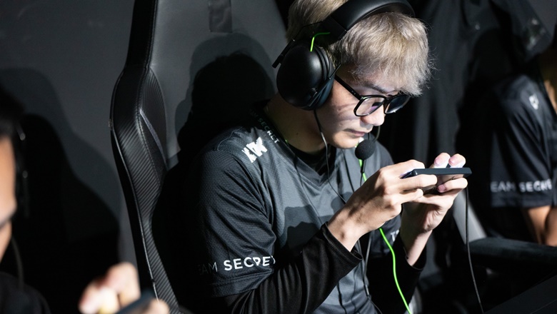 Summary of the 3rd World Championship PUBG Mobile 2024 PMGC, identifying 8 teams entering Survival Stage - Photo 1