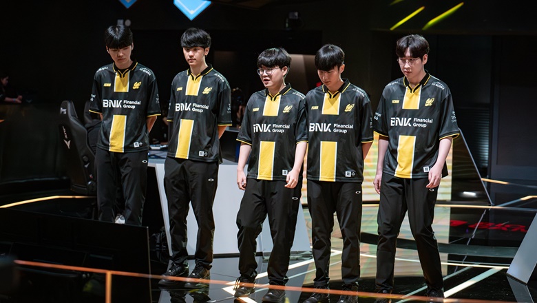 Summer LCK 2024: Sinking NS Redforce, Fearx holds the whole circuit - Photo 1