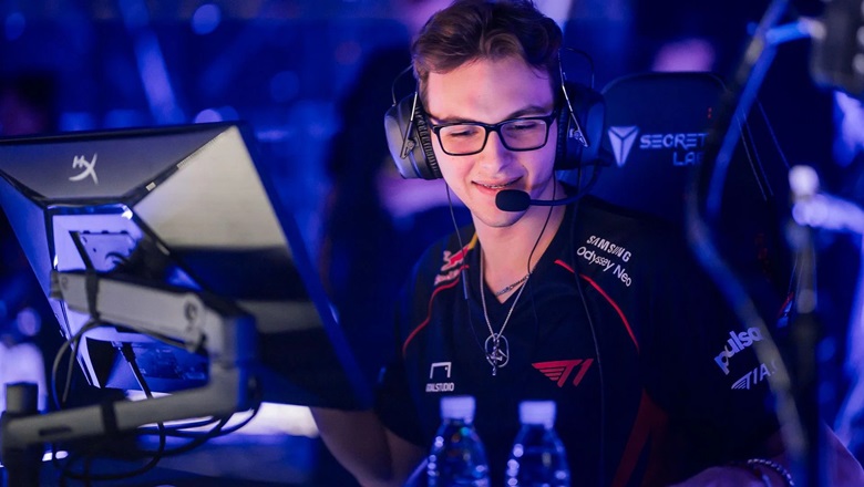 T1 broke up with the first player after the 2024 season - Photo 1
