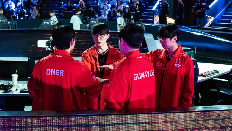 T1 received criticism after the notice of the squad - Photo 1