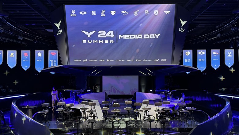 T1 surprised at LCK Media Day Summer 2024 - Photo 1