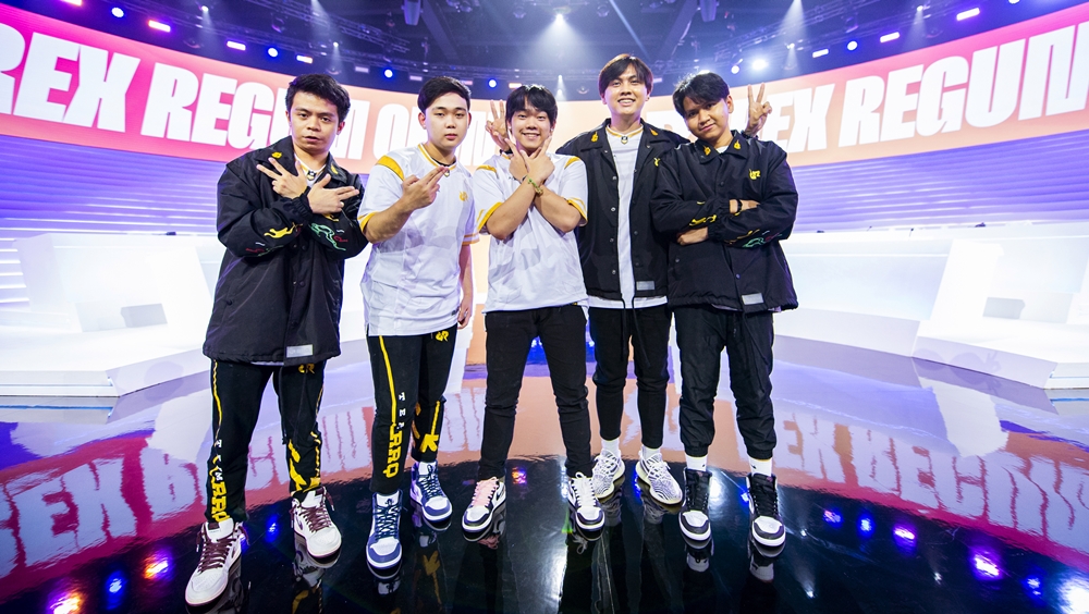Rex Regum Qeon squad to attend the Global Championship 2022 - Photo 1