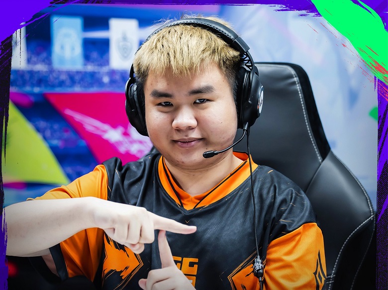 Winter ĐTDV 2023: GG Live 'Pour anger' on the Flash team, strengthen the 3rd place - Photo 1