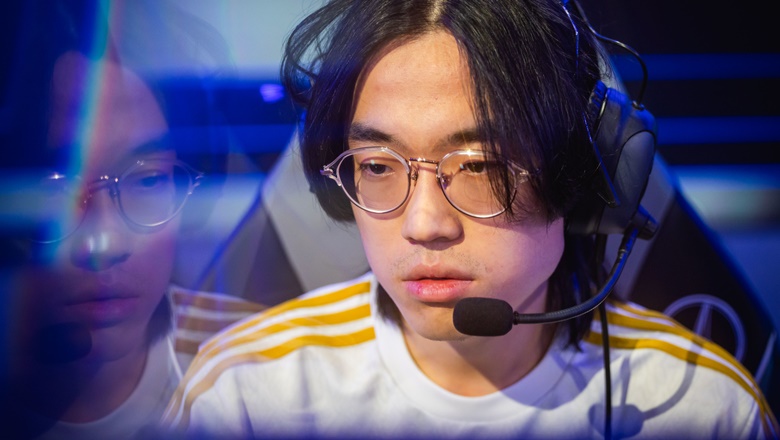 World Champion 2024: Destroy Softbank Hawks, 100 Thieves on the lower branch - Photo 1