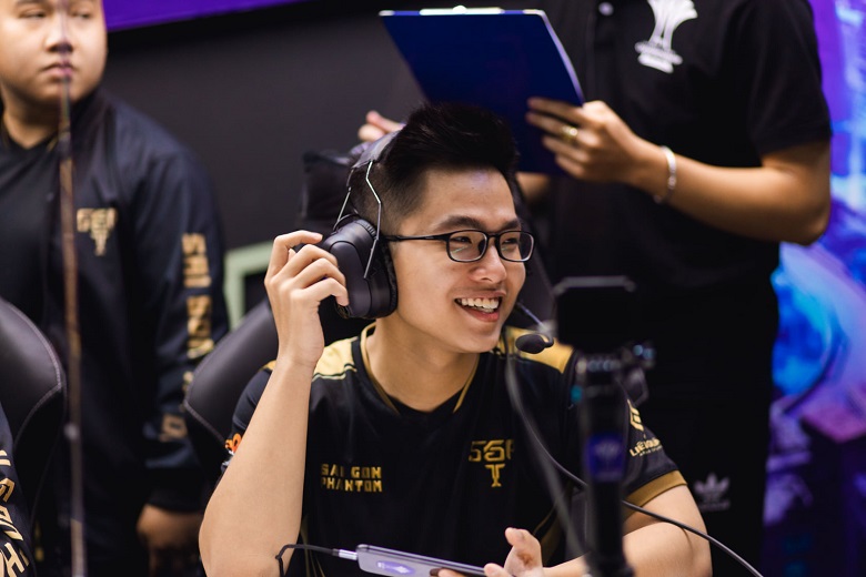 Saigon Phantom Lai: 'Sometimes I did not dare to lie down because I was afraid that the whole team would collapse' - Photo 4