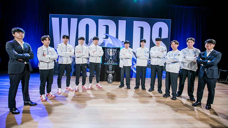Bengi: New coach help T1 molting at Worlds 2022 - Photo 6