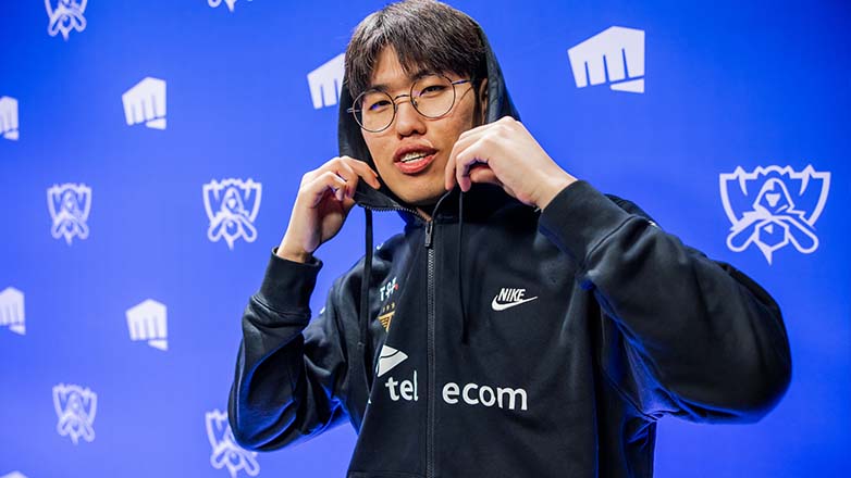 Bengi: New coach help T1 molting at Worlds 2022 - Photo 5