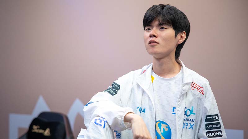Worlds 2022: Waiting for the gun battle between Ruler & Deft - Photo 2
