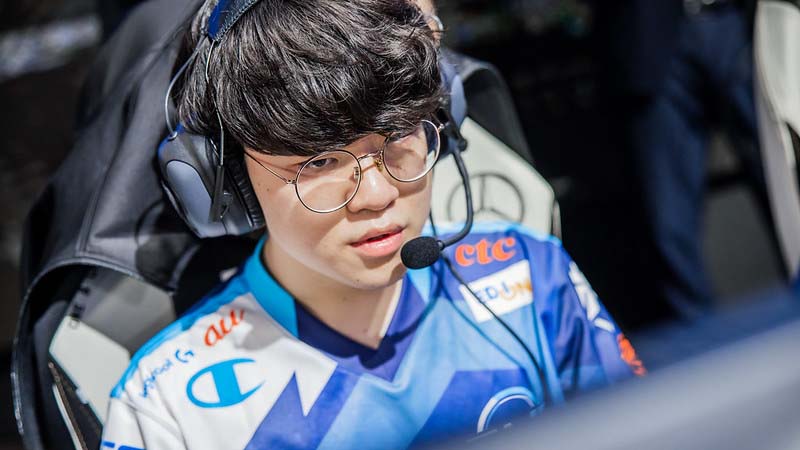 Summary of the results of Worlds 2022 League of Starting Round 4 - Photo 3