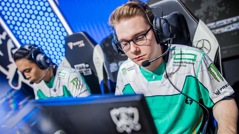 Summary of the results of Worlds 2022 League of Starting Round 4 - Photo 8