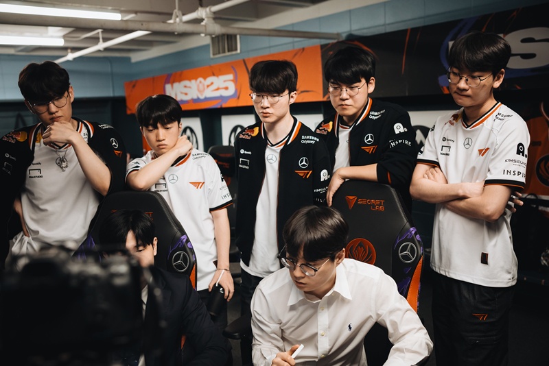 Faker explained the reason for choosing Aurora, reacting to Doran's shocking situation - Photo 1