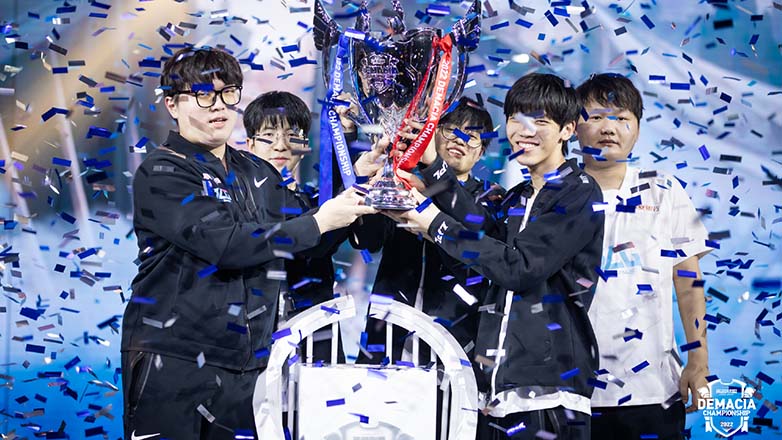 Demacia Cup 2022: Welcoming the Bilibili Gaming champion - Photo 1
