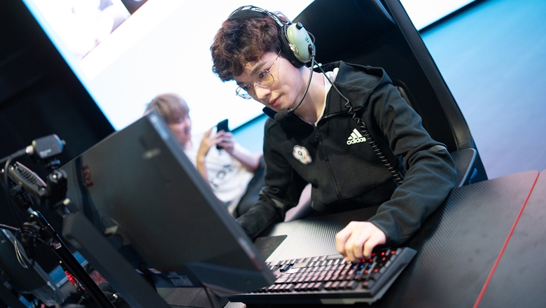 Esports athletes must ask for permission to go to the toilet in ASIAD 19 - Photo 1