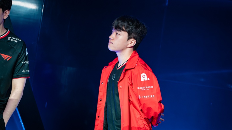 LCK 2025: Destroy KT Rolster, T1 won the third consecutive match - Photo 1