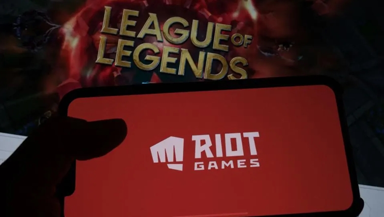 Riot Games fired 530 employees at the same time - Photo 1