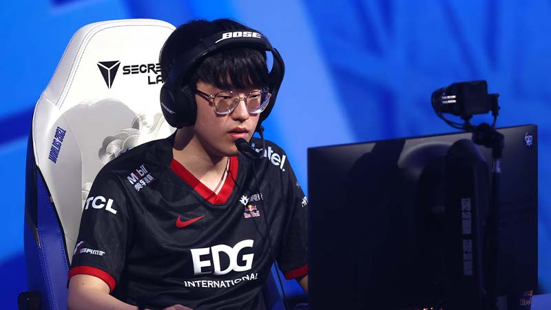 Scout positive for Covid -19, forced to play in the isolation room in the second leg of Worlds 2022 group stage - Photo 1