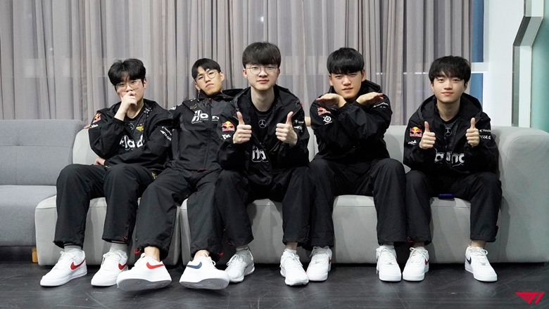 T1 squad to attend CTKG 2023 - Photo 1