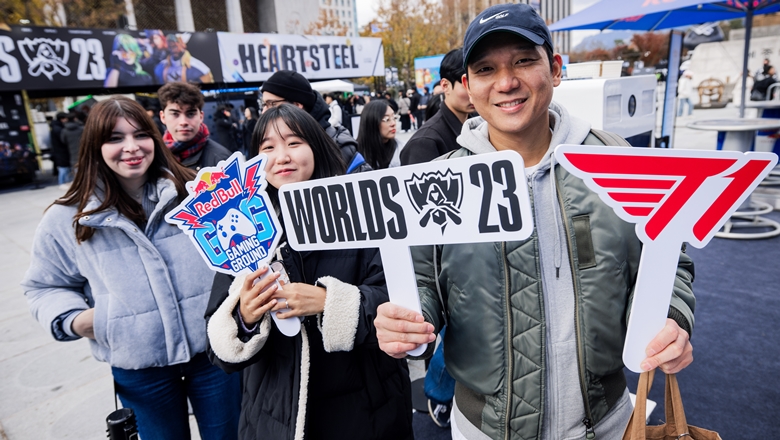 T1's fans were threatened before the finals of Worlds 2023 - Photo 1