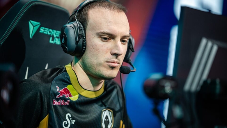 Team Heretics Perkz out of the squad before the spring LEC 2024 - Photo 1
