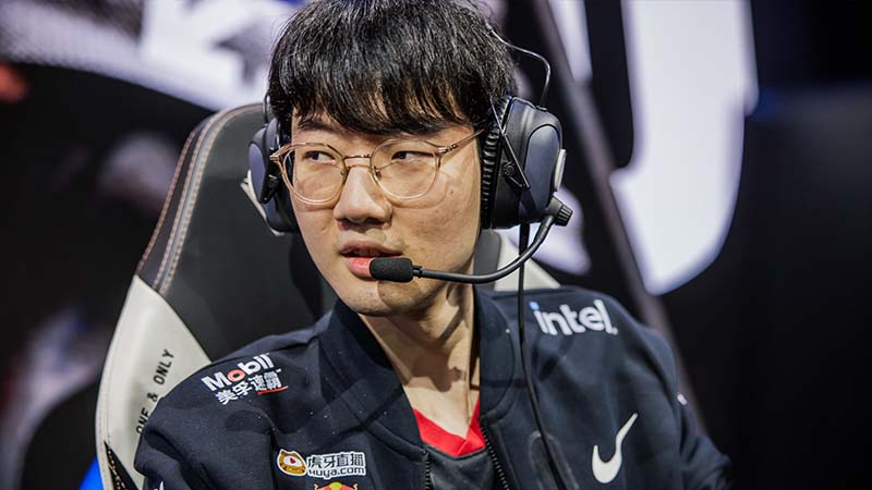 Will Viper be the blockbuster contract of the 2023 season? - Photo 1