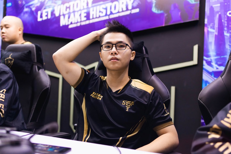 Saigon Phantom Lai: 'There was a time when I did not dare to lie down because I was afraid that the whole team would collapse' - Photo 3