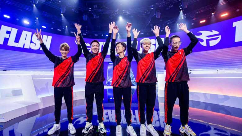 Which Vietnamese Esports team 'hits the bonus' in a tournament? - Photo 6